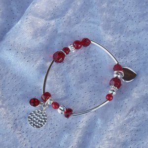 Avon Fashion Sentiment Braclet Love